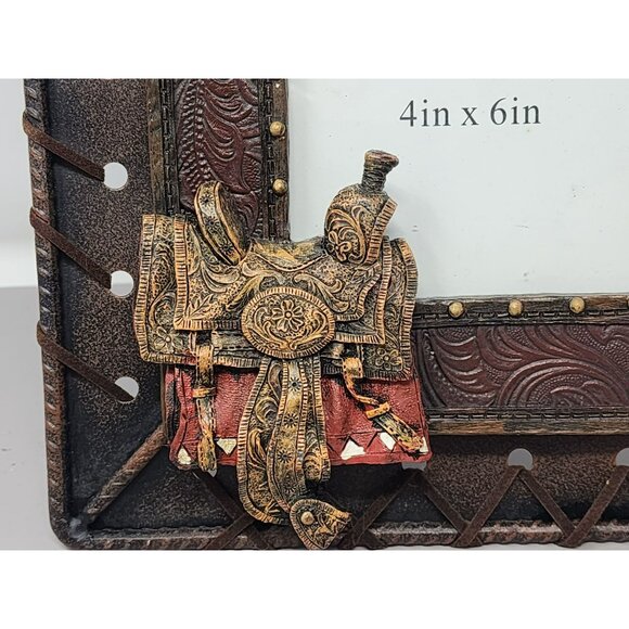 Western Picture Frame4"x6" Decorative‎ Saddle & Horseshoe Design Treasured Times - Picture 6 of 12